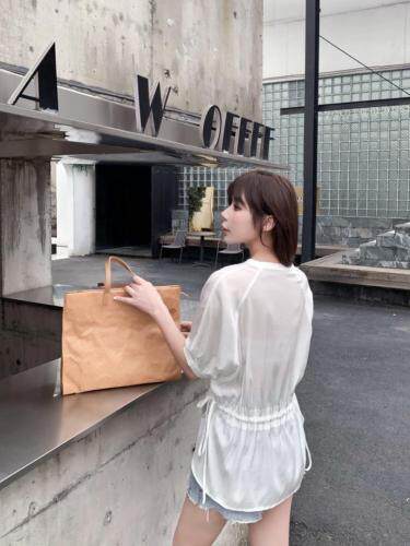 休闲靓丽小衬衣，女装，青羽鹤