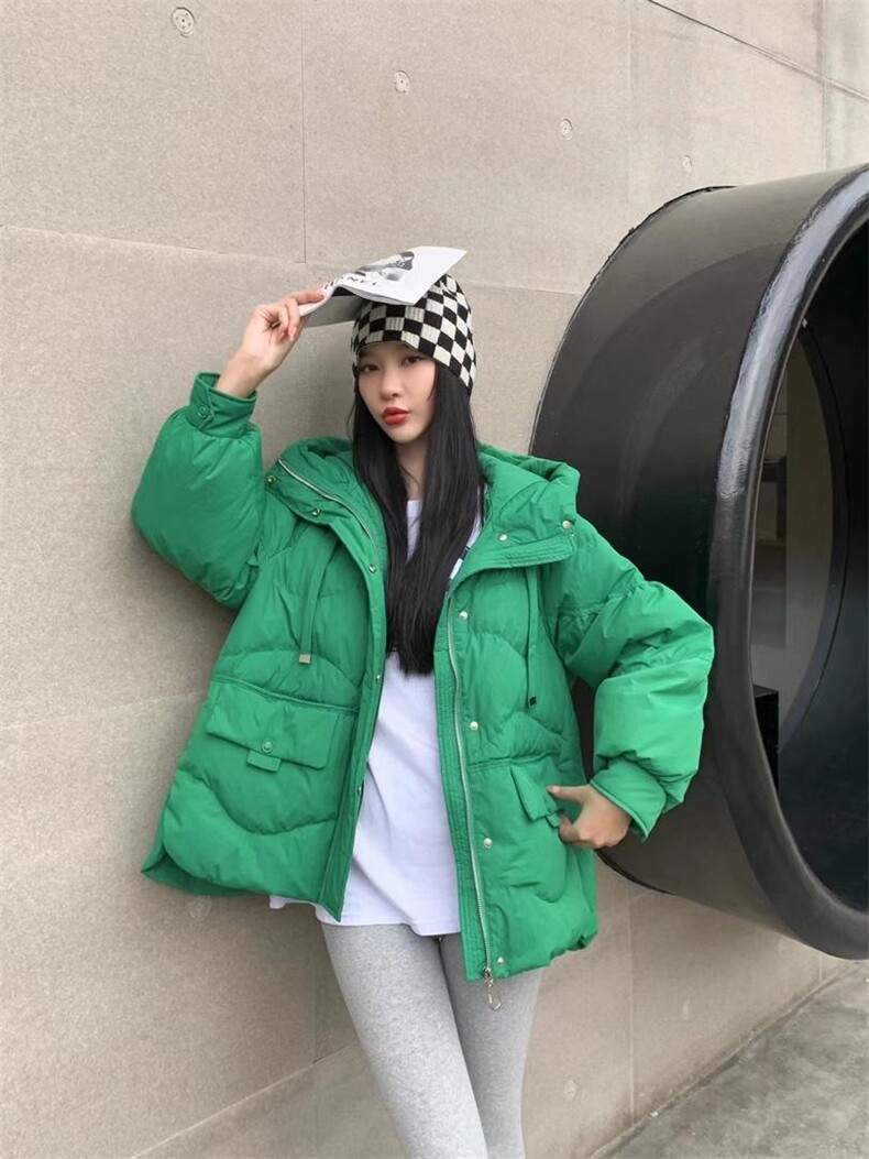 羽绒服亮色系，女装羽绒服，秀水丽人