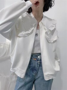 木耳边外套图片