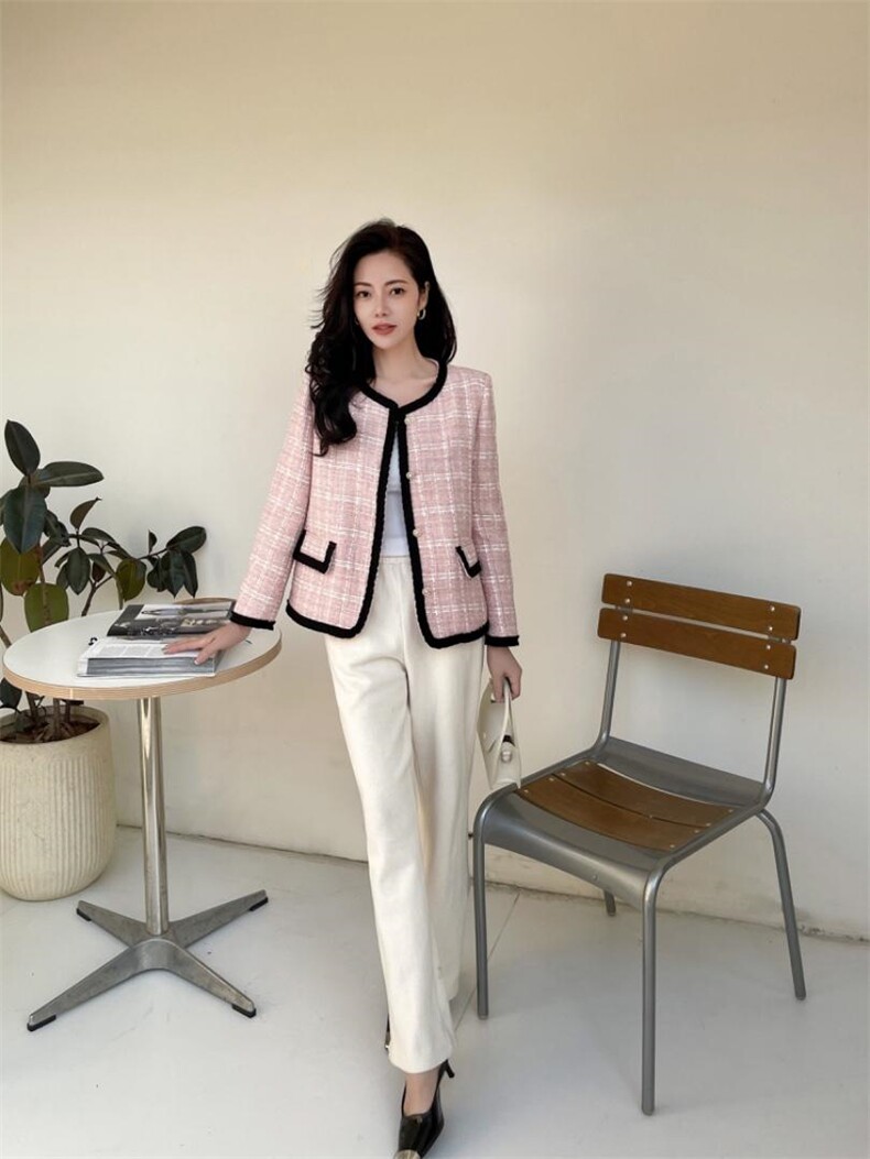 现货供应：小香风外套，其它，拉思维加丝