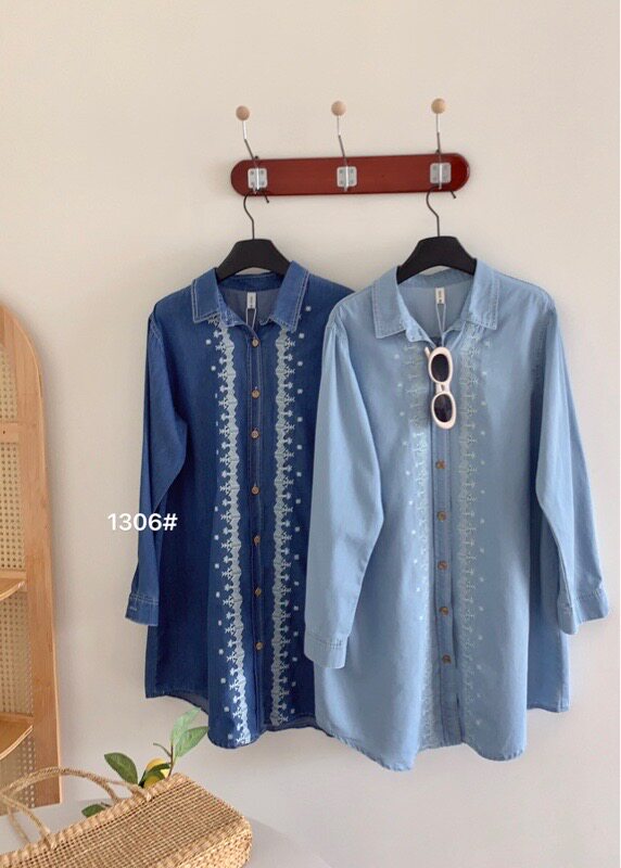 2025简单百搭刺绣长款牛仔衬衣，女装衬衫，湘姗