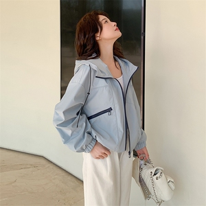 蓝色连帽冲锋衣外套女2025春秋季新款设计感休闲显瘦工装夹克上衣图片