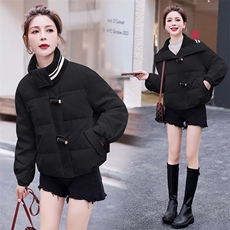 白鸭绒2024年冬季，女装羽绒服，依曼迪