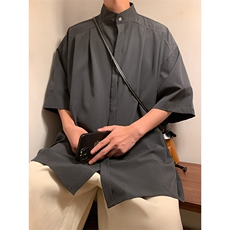 灰色
