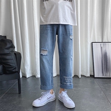 蓝色