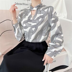 红火丹妮，杭州意法服饰城1楼1335