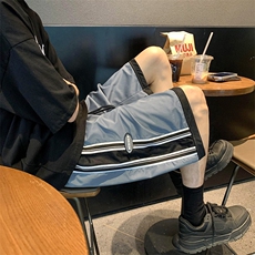 灰色