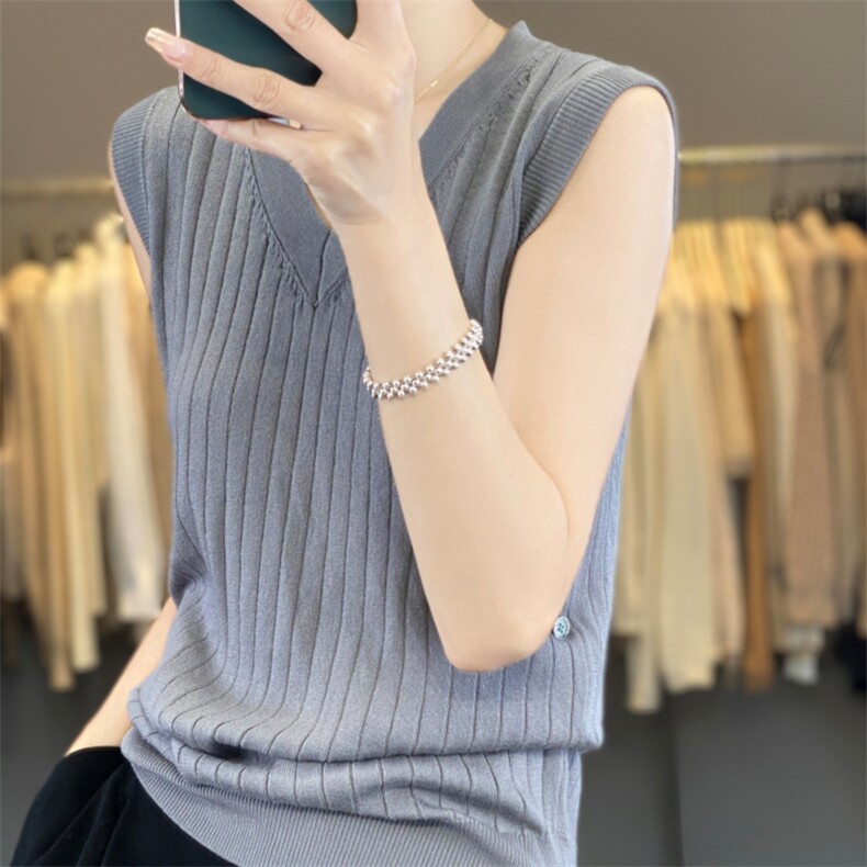 小众V领马甲条纹纹理宽松打底背心,女装背心吊带,雪真羊绒