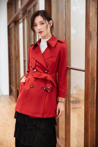 经典英伦风撞色透露新颖时尚高密的面料细腻密实不失筋骨感，其它，千浪依族