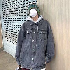 灰色