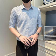 蓝色