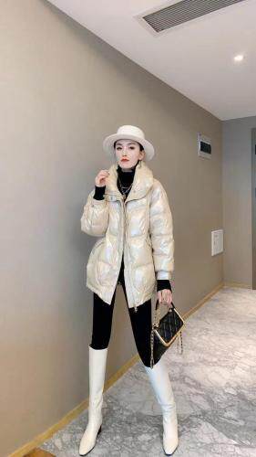 羽绒服，女装羽绒服，风姿秀衣