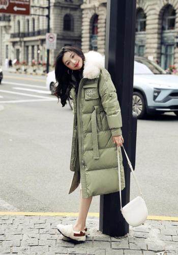 新款羽绒服派克服现货季末大清仓，加V：Mingo686868，女装羽绒服，朗色千秋