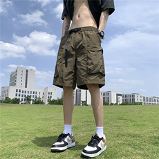 军绿色