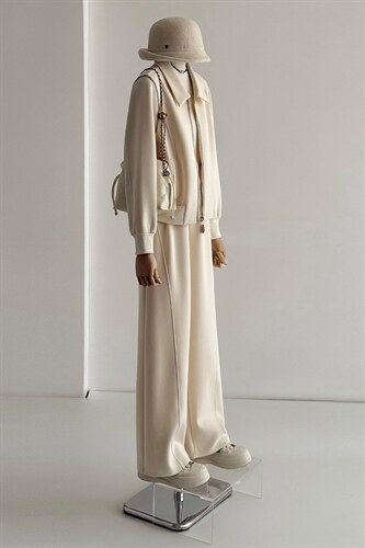 时尚网红春款套装洋气减龄拉链竖纹开衫外套阔腿卫裤运动两件套潮，女装套装/套裙，江南