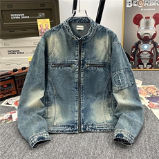 蓝色