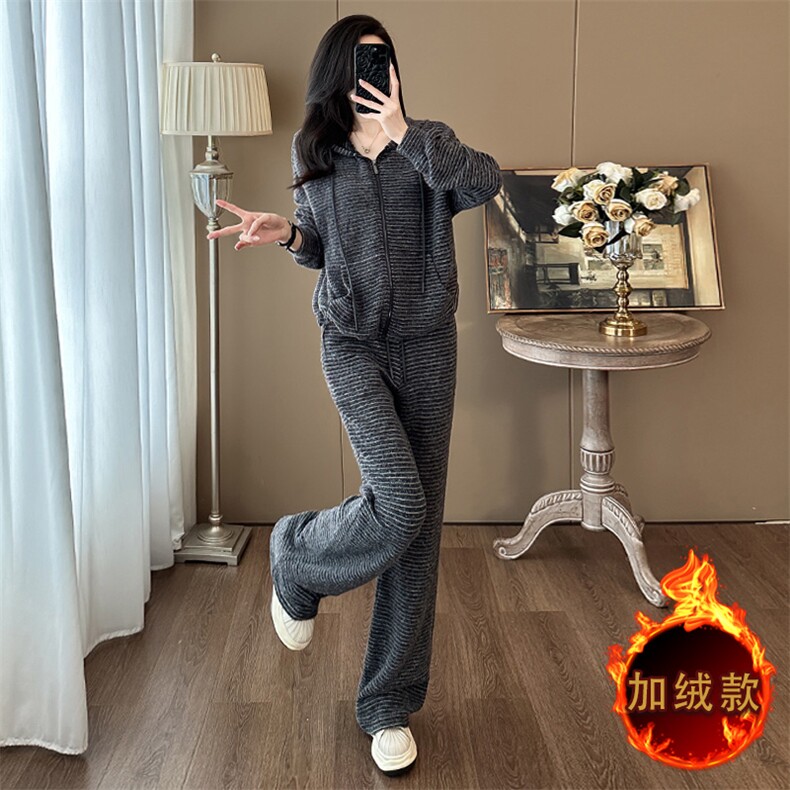 时尚加绒条纹连帽外套+休闲阔腿裤两件套显瘦保暖冬季必备,女装套装/套裙,江南