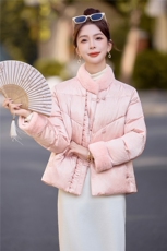 现货2025冬装新款风羽绒服时尚古典中式外套保暖女人味提花百搭，女装羽绒服，唯婧