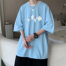 浅蓝色