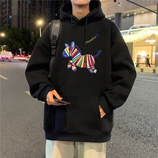 黑色