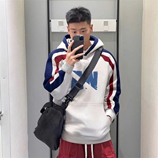 藏青色拼白灰