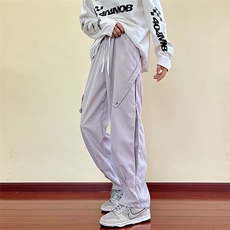 灰色
