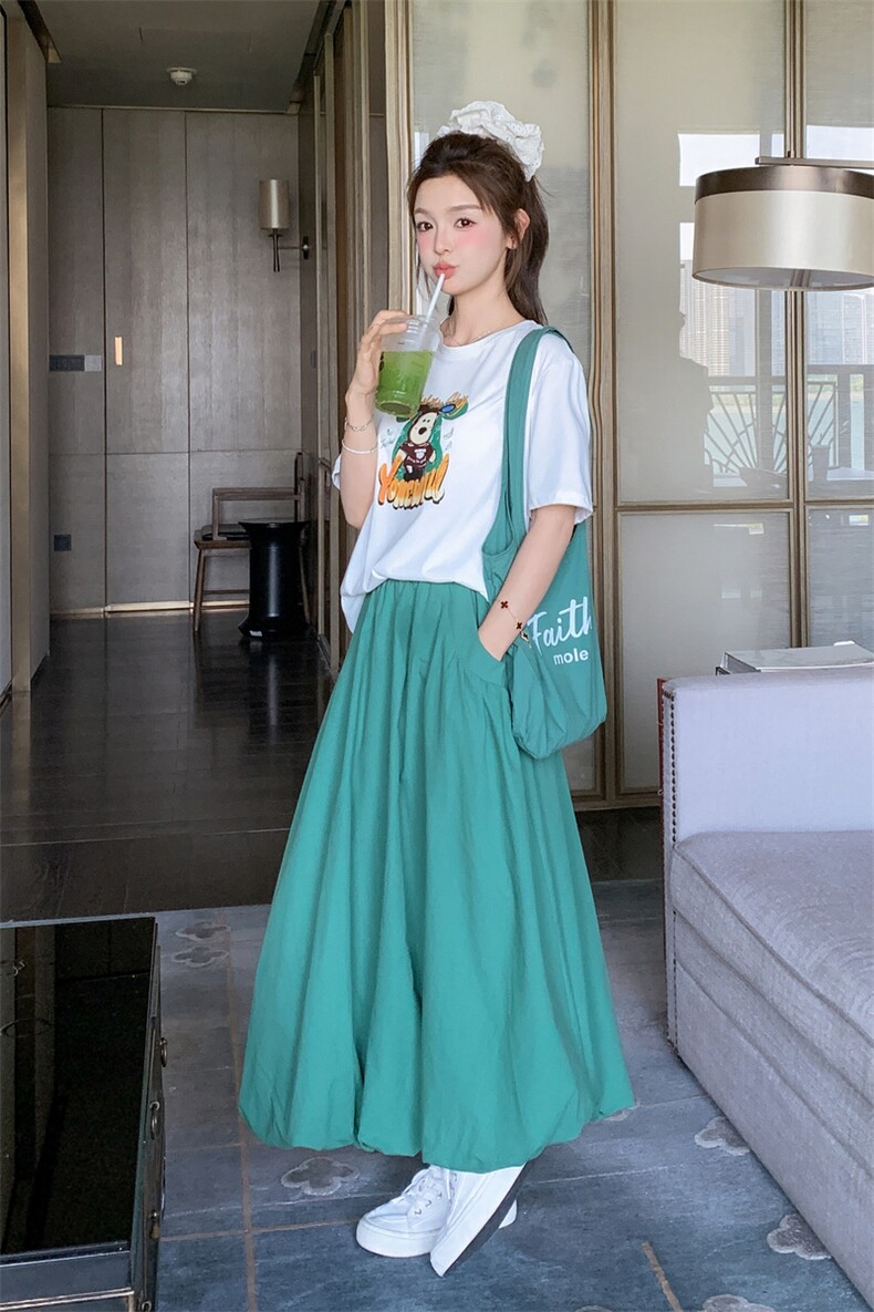 白色卡通短袖绿色半身裙两件套女夏季超火韩系休闲减龄巨好看套装,女装套装/套裙,2C230