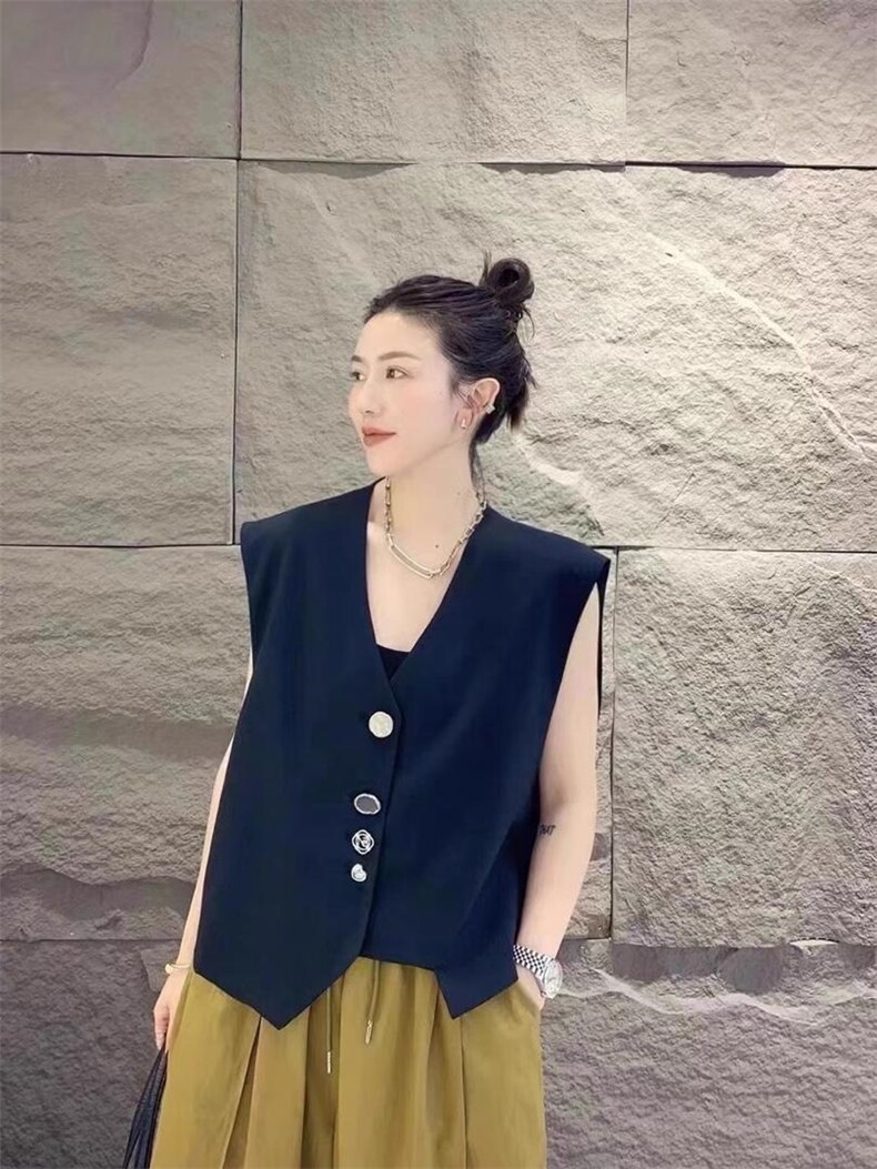 马甲，女装马甲，卡薇尔