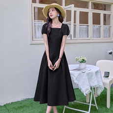 现货白色连衣裙女2025夏新款方领法式收腰显瘦气质泡泡袖长裙，女装连衣裙，美拉德工厂直营店