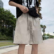 灰色