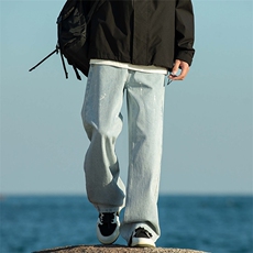 蓝色
