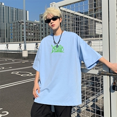 浅蓝色
