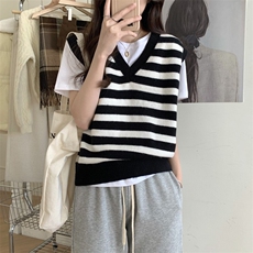 黑白条纹马甲V领针织背心女2025新款秋韩版减龄毛衣叠穿上衣秋季，女装马甲，洁纯羊绒