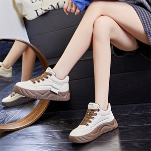 真皮面包鞋2023秋冬新款女士厚底小白鞋休闲百搭运动板鞋复古女鞋图片
