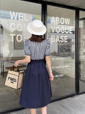 夏季新款蓝色格子木耳边休闲淑女套裙，女装，水锦红