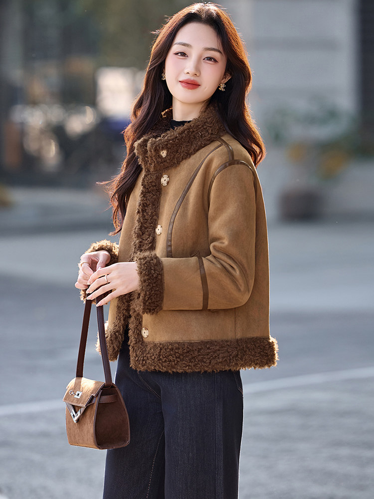 （现货）XBL新款2025年冬季保暖皮毛一体羊羔毛大衣性价比高送包,女装羽绒服,欣贝拉