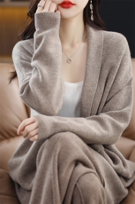 2024年秋冬季云感无压羊毛宽松慵懒羊毛开衫，女装羊毛衫，忠诺羊绒