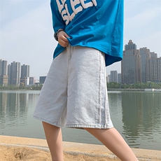 浅蓝色