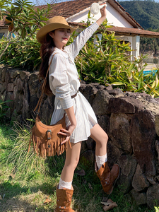 浅蓝色休闲条纹衬衫连衣裙女2025年夏季新款韩系设计感显瘦百褶裙图片