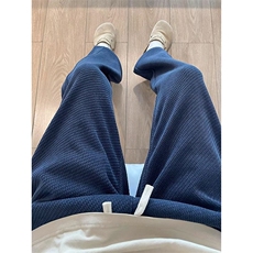 藏青色