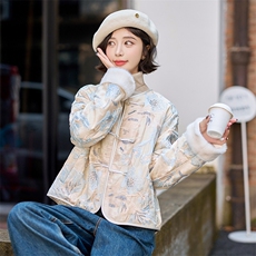 刺绣羽绒服女重工钉珠短外套2025冬新款轻薄绒盘扣上衣，女装羽绒服，韩蜜菓