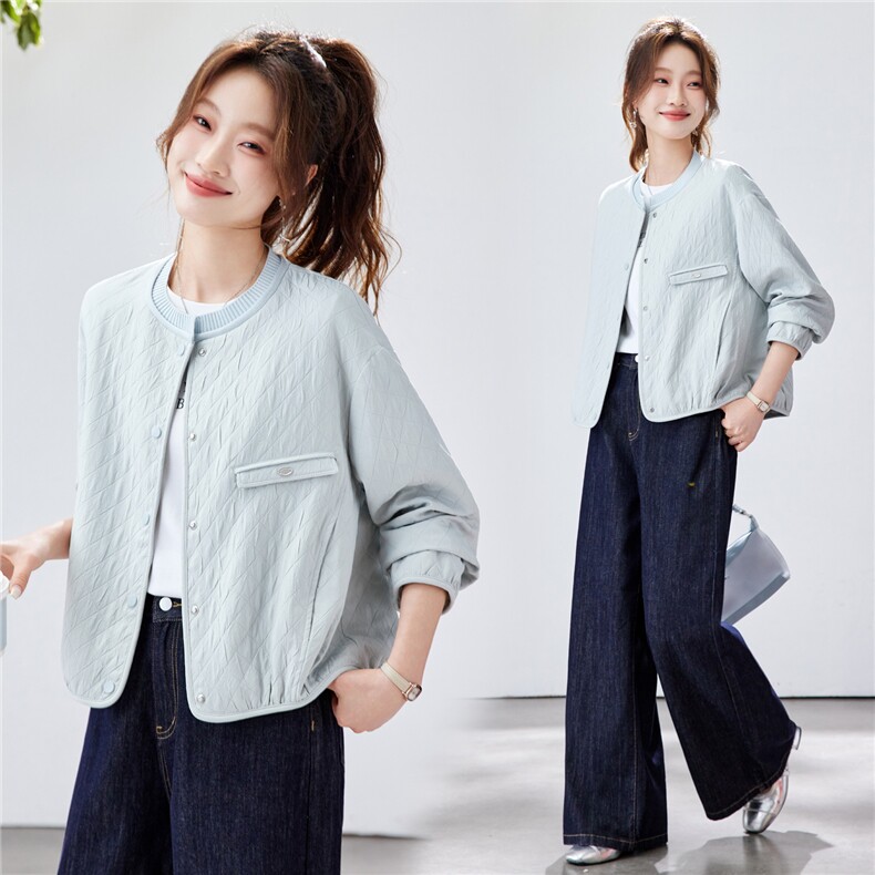 2026年春季宽松毛线拼接圆领菱形格棒球服短外套上衣,女装短外套,简韵佳