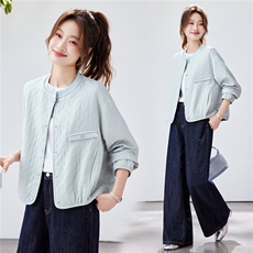 2026年春季宽松毛线拼接圆领菱形格棒球服短外套上衣，女装短外套，简韵佳