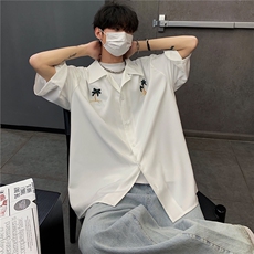 白色