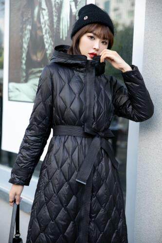 现货冬季羽绒服，女装羽绒服，百合子璇