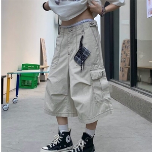 美式复古纯色牛仔七分裤多口袋设计工装裤水洗短裤男女潮流图片