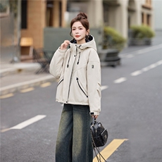 2025新款户外冲锋衣，女装派克服，衣佳和