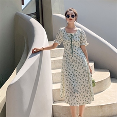 现货-碎花连衣裙女夏季2023新款小个子法式泡泡袖初恋仙女裙子，女装连衣裙，霓裳依族