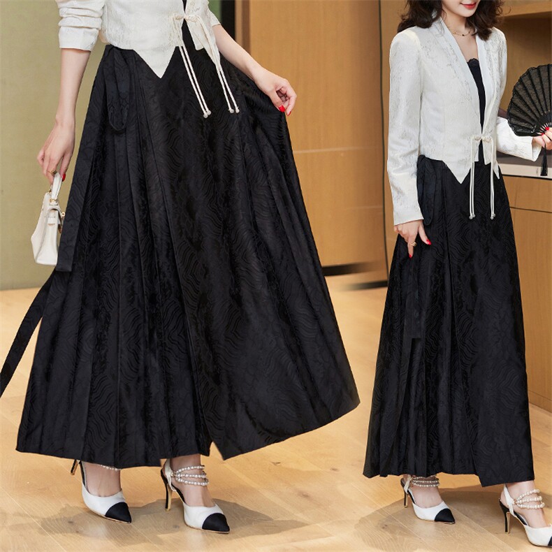 现货2025新中式时尚设计感高腰提花日常百搭马面裙，女装半身裙，时尚俏佳人