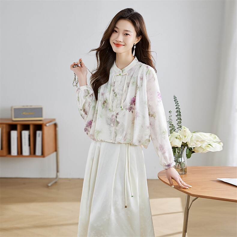 现货新款2024年夏装新中式改良g风盘扣碎花轻熟风衬衣,女装衬衫,采品优优